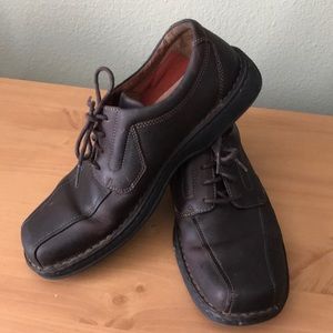 🔥1 hr SALE - Worn twice, Clarks Oxfords Leather